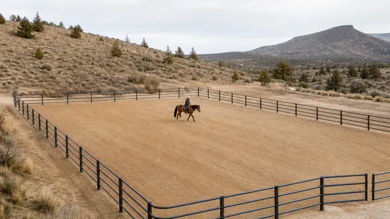 Complete welded steel riding arena perimeter